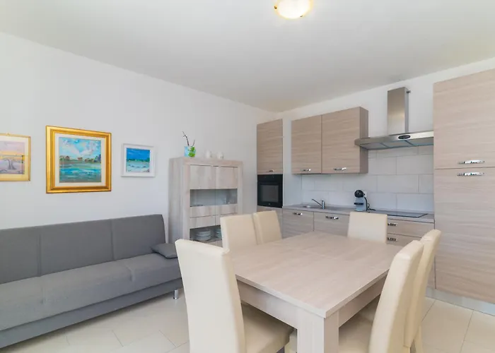 Apartment Splendido B6